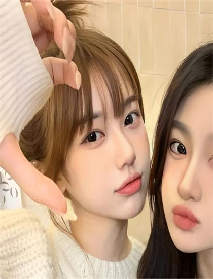 成熟丰满女人毛毛多_nba季前赛直播免费观看_山河月明在线观看