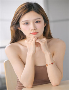 丑女无敌4-美女脱内衣全过程